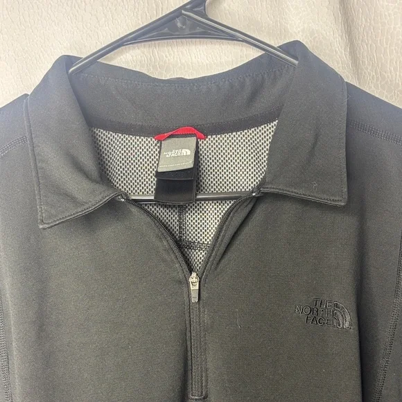 The North Face Womens Quarter Zip Athletic Top XL Black Short Sleeve - Picture 6 of 9